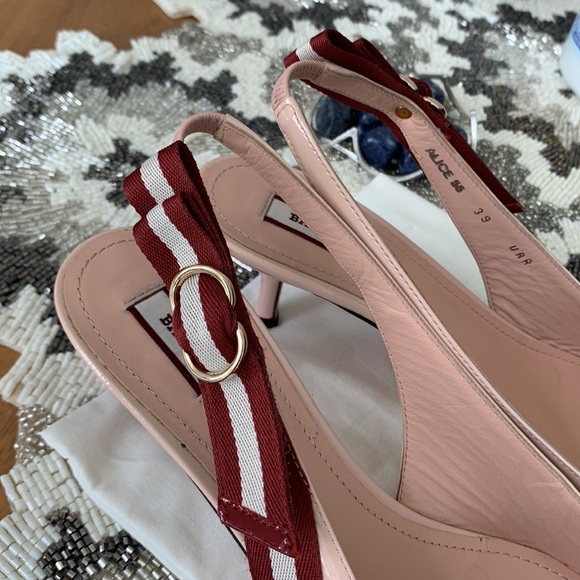 Bally sling back pumps with comfortable kitten heel in blush pink, made in Italy - Picture 8 of 9